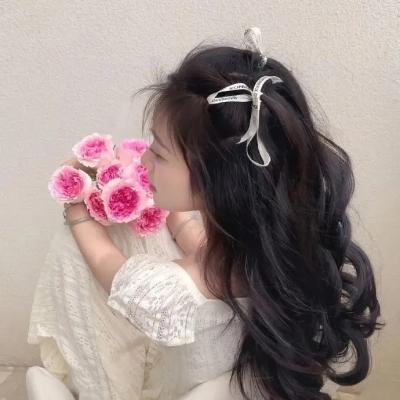 为爱远嫁终成空